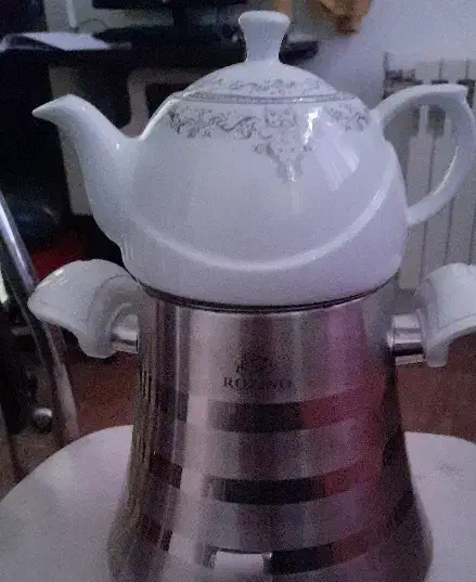 کتری و قوری|قوری، کتری، قهوهساز دستی|صدرا-فارس, فاز ۱|دیوار