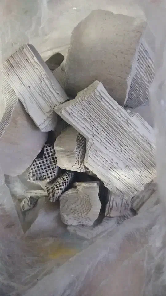 کاتالیزور کارکرده خاک(جنوب شهر)کاتالیز|قطعات یدکی و لوازم جانبی|تهران, یاخجی آباد|دیوار