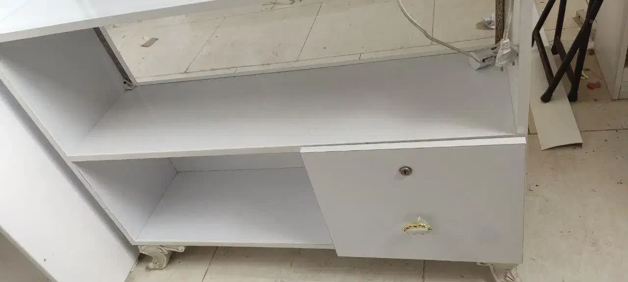 قفسه،میز پیشخوان،رگال قیمت بسیار مناسب|فروشگاه و مغازه|قم, پردیسان|دیوار