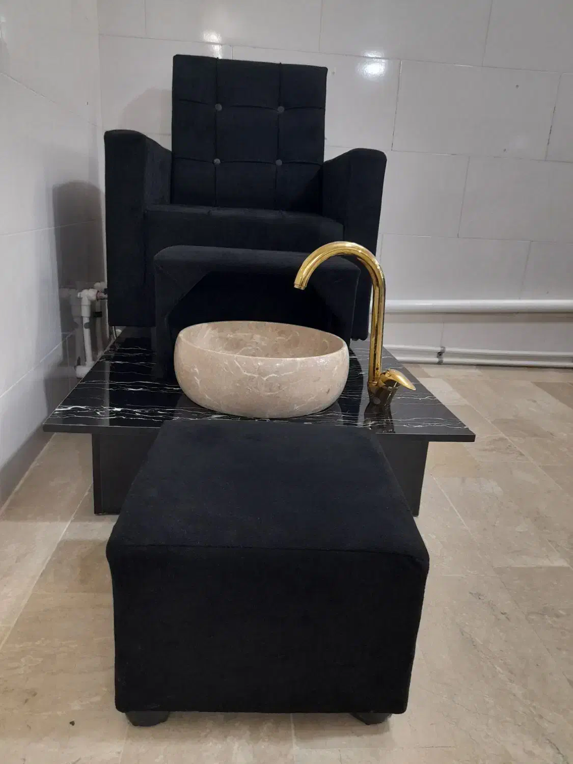 فروش فوری لوازم سالن زیبایی|آرایشگاه و سالنهای زیبایی|قم, شهدا|دیوار