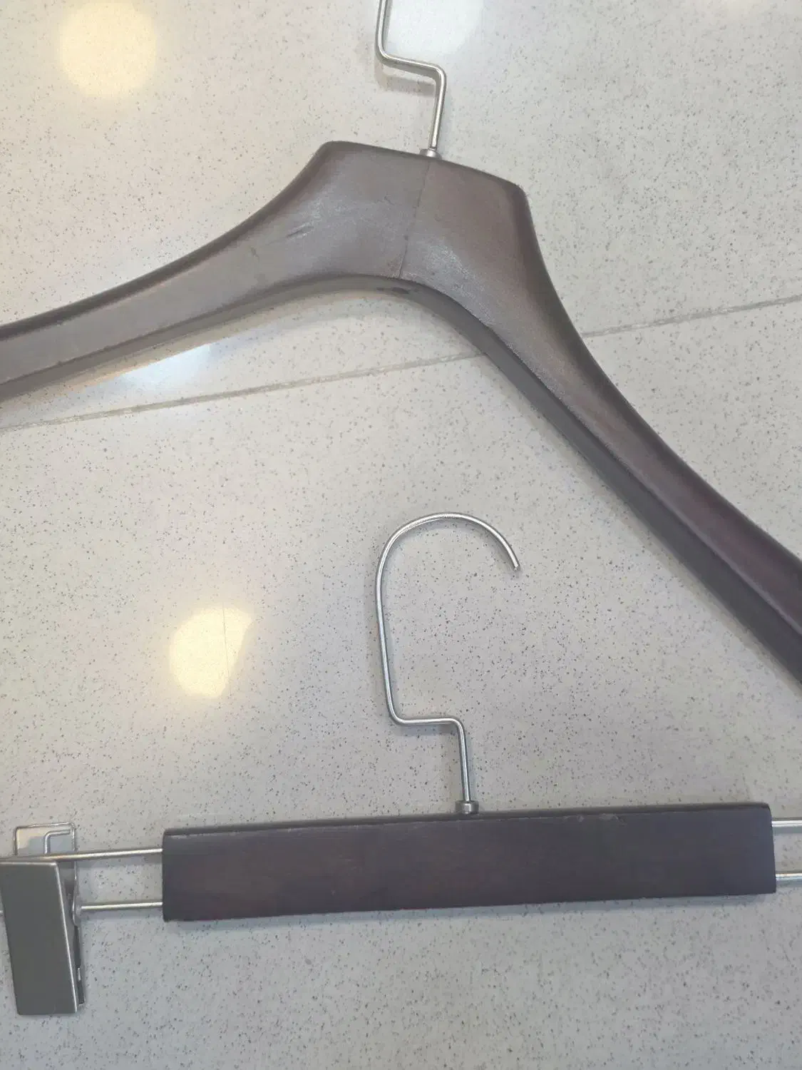 چوب لباسی|فروشگاه و مغازه|درگهان, |دیوار