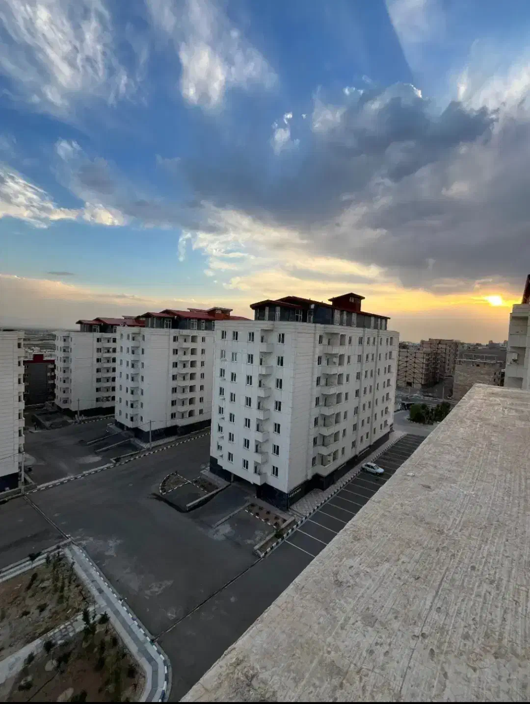 معاوضه اپارتمان با ویلا یا ملک کلنگی در شمال|فروش آپارتمان|هشتگرد, فاز ۲ مهستان|دیوار