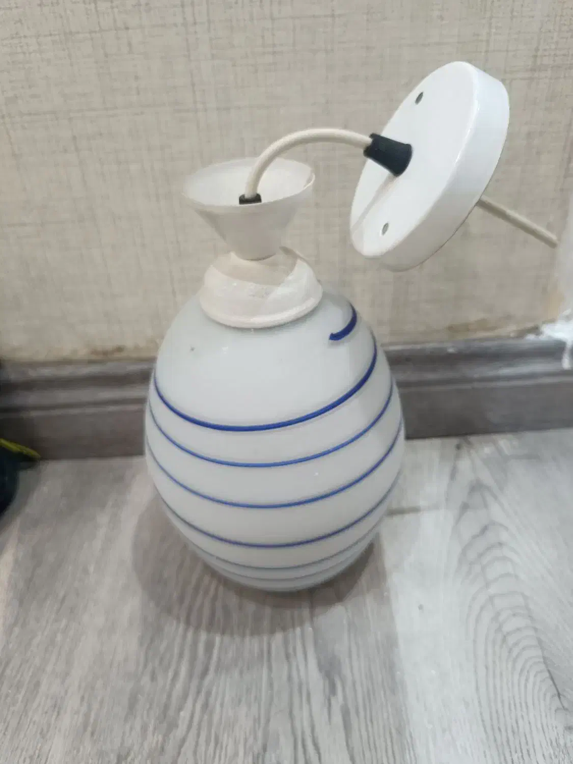 لوستر تکی|لوستر و چراغ آویز|رشت, اسماعیل آباد|دیوار