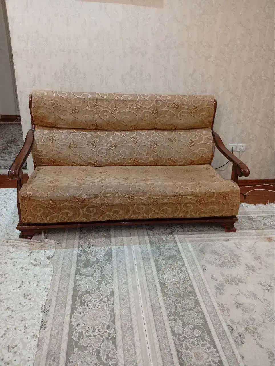 مبل|مبلمان خانگی و میز عسلی|زنجان, |دیوار