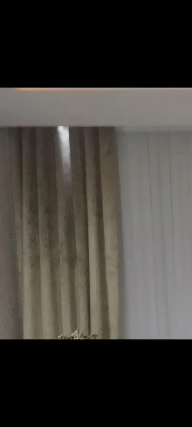 فروش دستک دوطرف  پرده در حد نو جنس ترک ومخمل طلایی|پرده، رانر، رومیزی|بیرجند, |دیوار