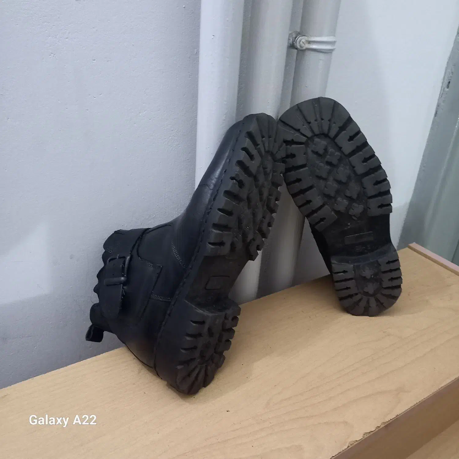 پوتین تمام چرم ارجینال امریکا|کیف، کفش، کمربند|رشت, جهاد|دیوار