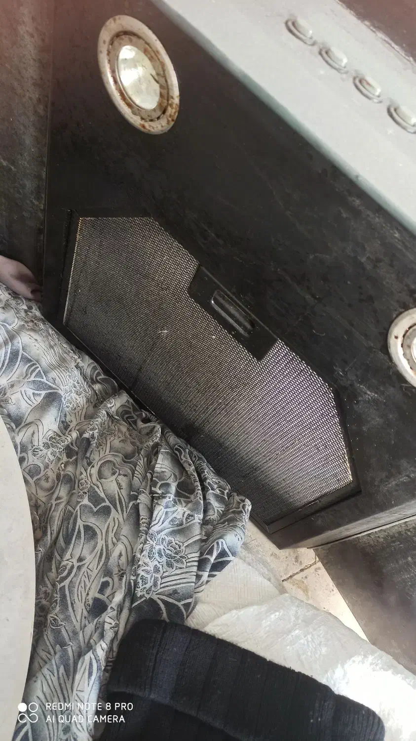 سینک وهود|هود|رشت, جانبازان|دیوار