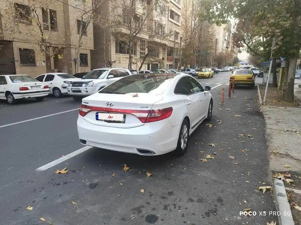 ازارا گرنجور|خودرو سواری و وانت|تهران, نیلوفر|دیوار