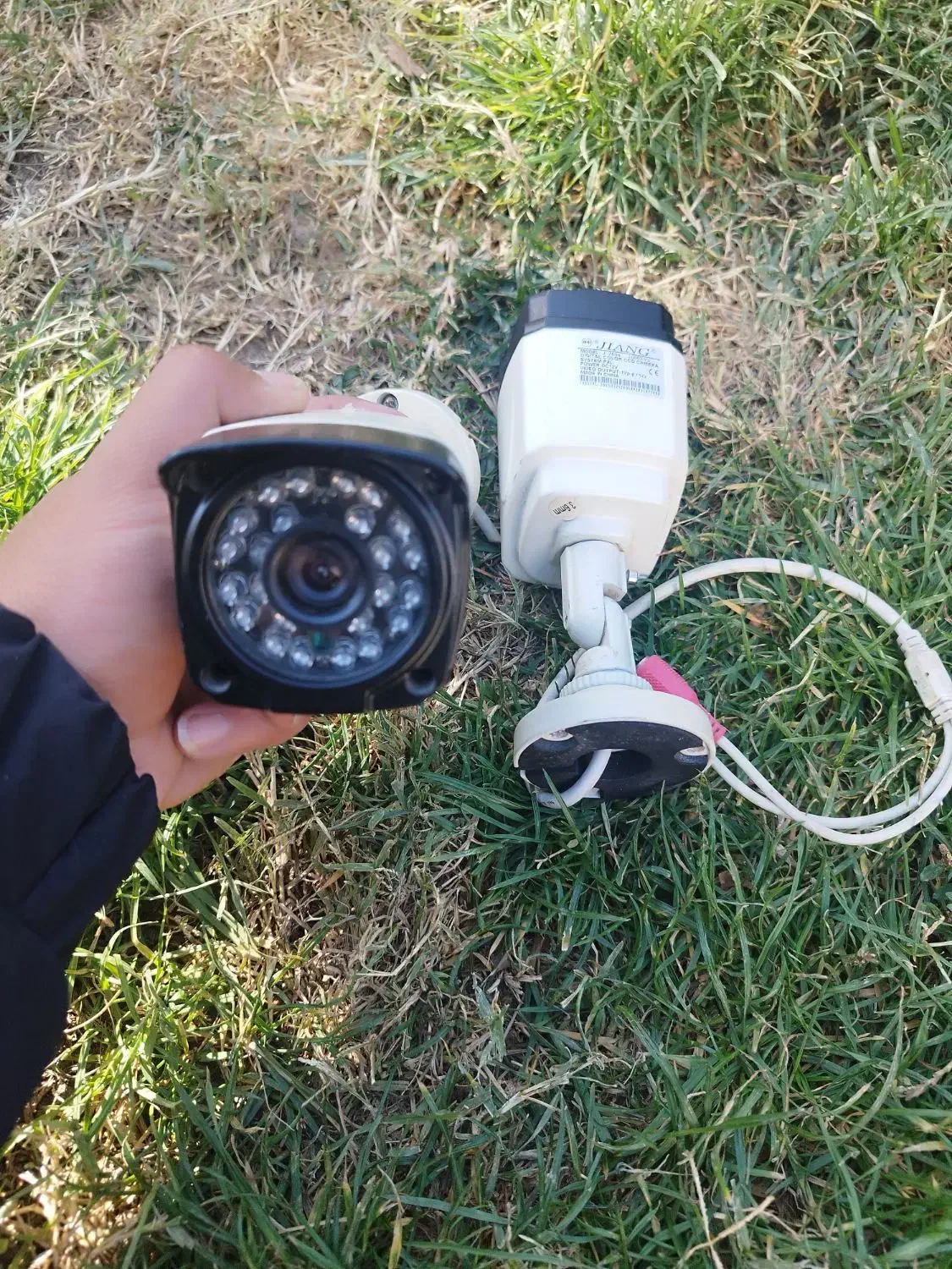 دوربین مداربسته|دوربین مداربسته|مشهد, نیروی هوایی|دیوار