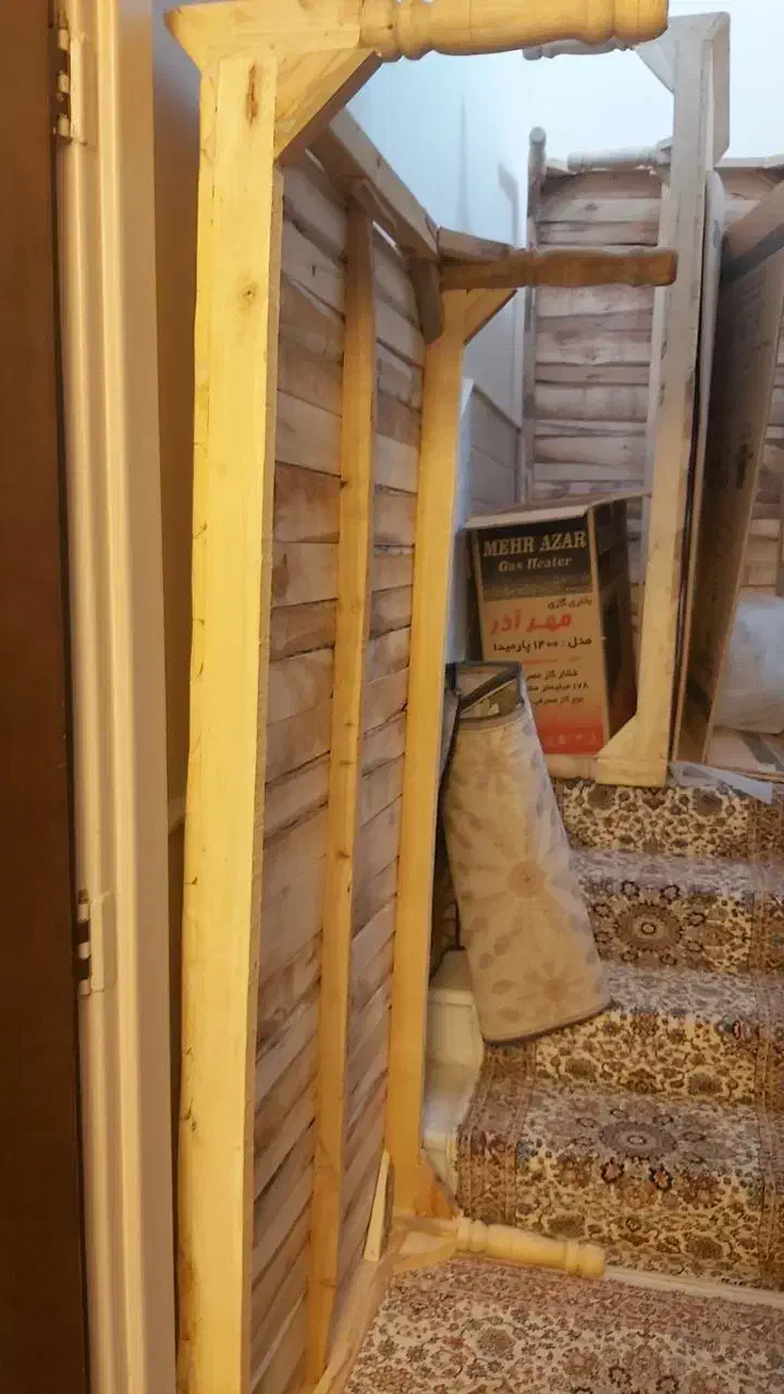 تخت چوبی|تخت و سرویس خواب|قم, زنبیل آباد|دیوار