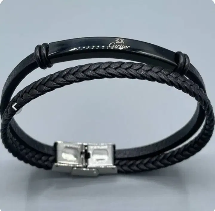 دستبند|بدلیجات|دوگنبدان, |دیوار