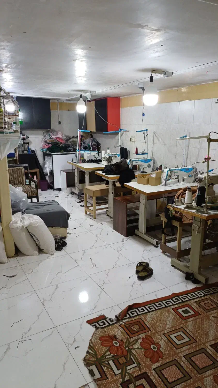 اجاره زیر زمین برای کارگاه و انبار|اجارهٔ مغازه و غرفه|اسلامشهر, شهرک قائمیه|دیوار