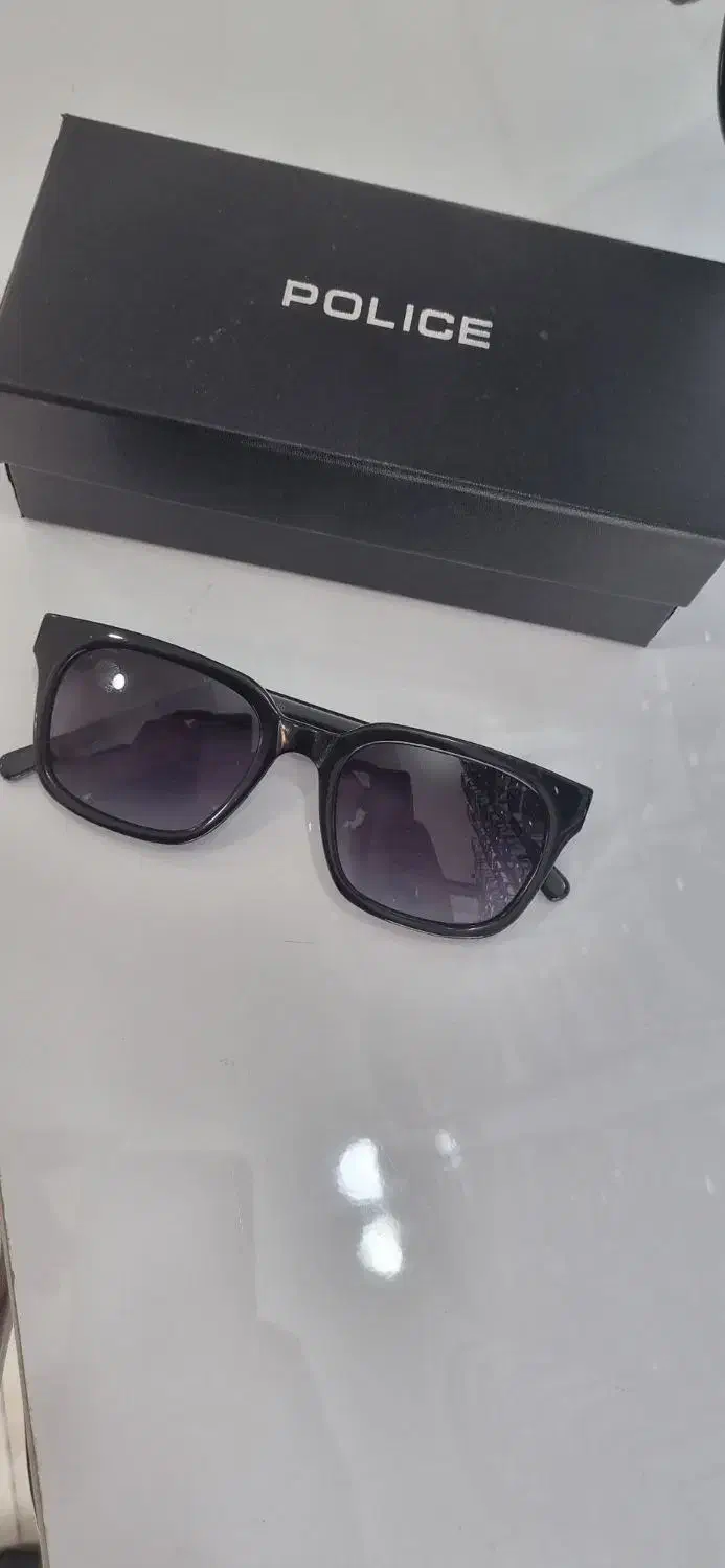 عینک آفتابی پلیس|زیورآلات و اکسسوری|رشت, چله خانه|دیوار