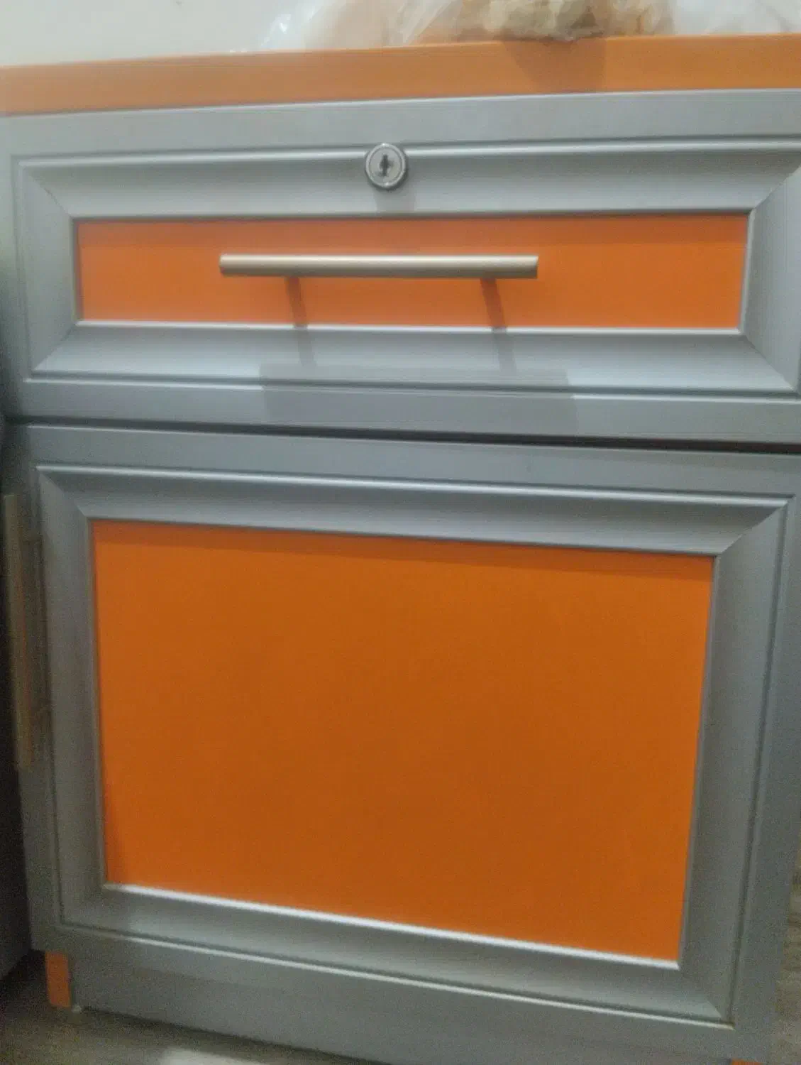 تخت خواب دو نفره بسیار محکم بدونه عیب|تخت و سرویس خواب|بوکان, |دیوار