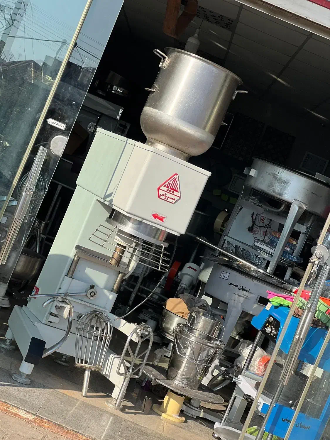 تعمیرات،خرید و فروش تجهیزات نانوایی و قنادی|فروشگاه و مغازه|رشت, آزادگان|دیوار