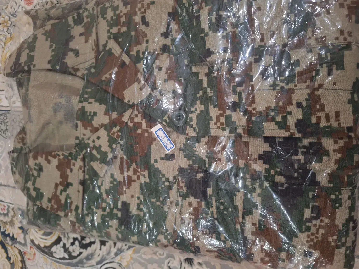 لباس نظامی تمیز و سالم|لباس|اهواز, کوروش|دیوار