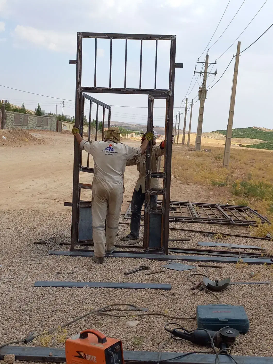 جوشکاری سیار|خدمات پیشه و مهارت|شیراز, زند|دیوار