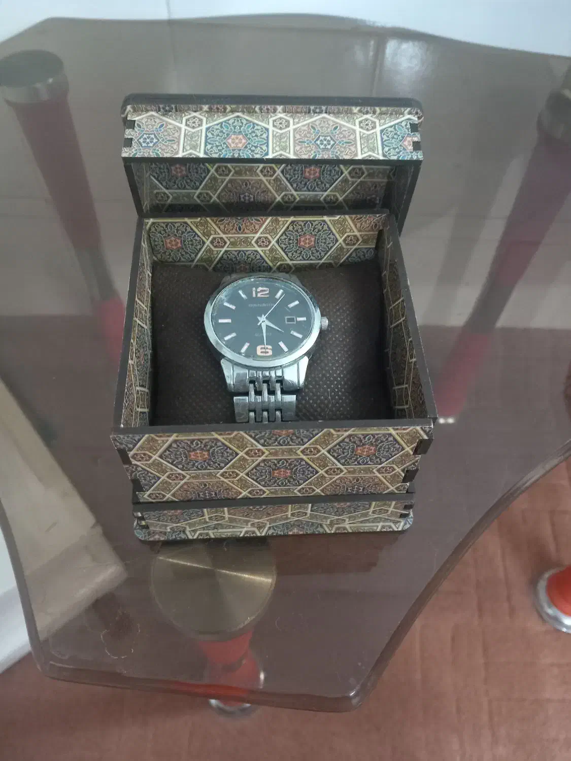 ساعت مچی|ساعت|کاشان, شهرک انقلاب|دیوار