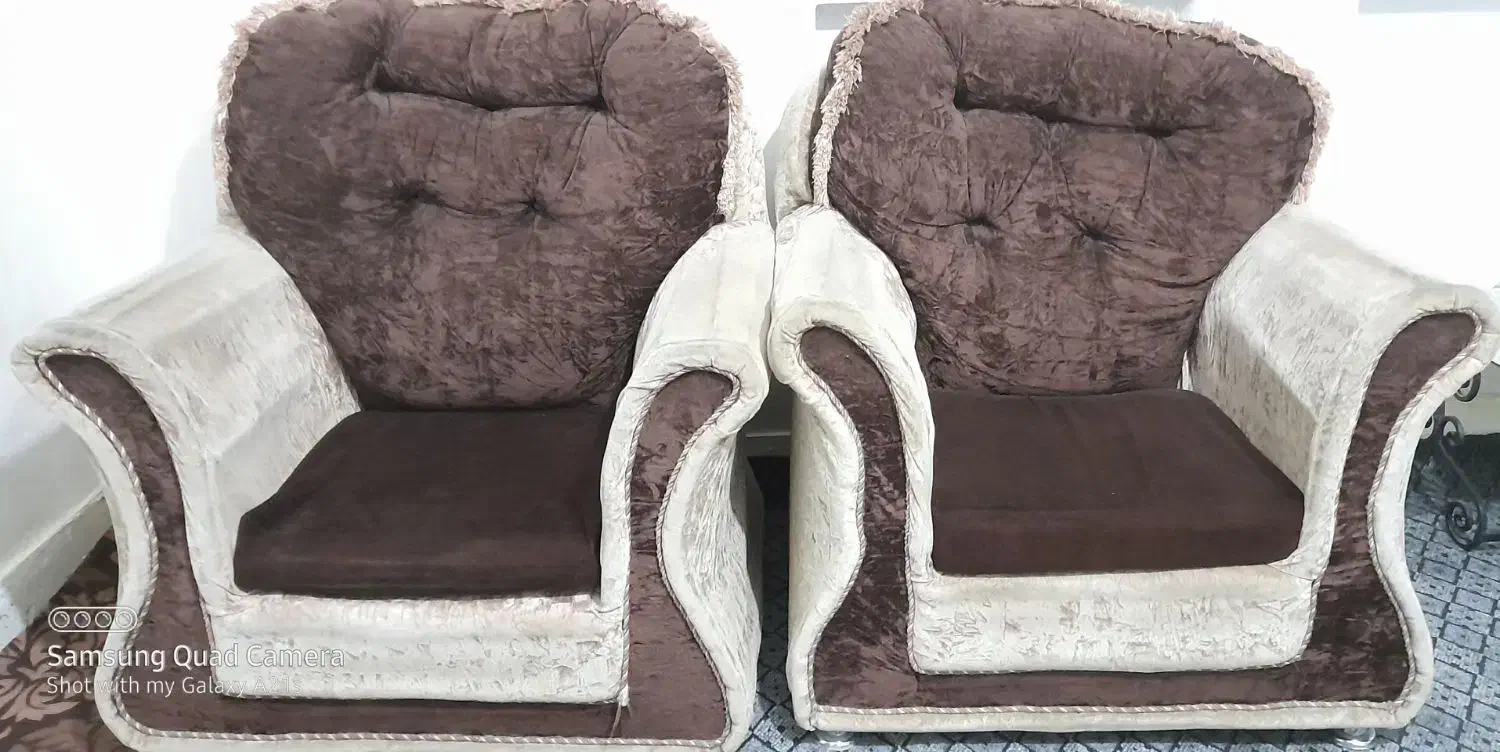 مبل قهوه ای دست دوم|مبلمان خانگی و میز عسلی|مرودشت, ژیان|دیوار