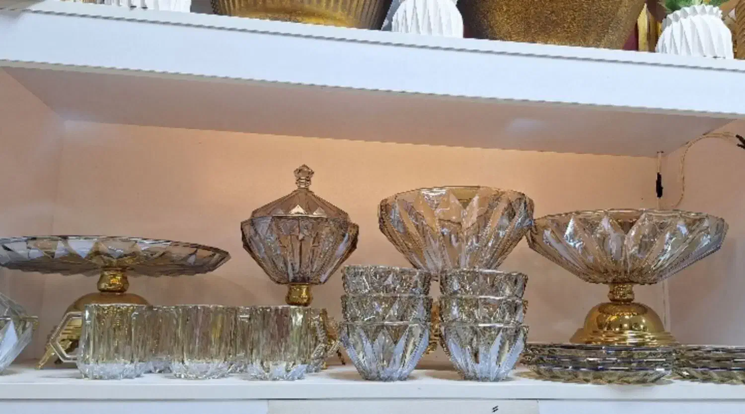 سرویس کامل نو|ظروف سرو و پذیرایی|هشتگرد, فاز ۱ مهستان|دیوار