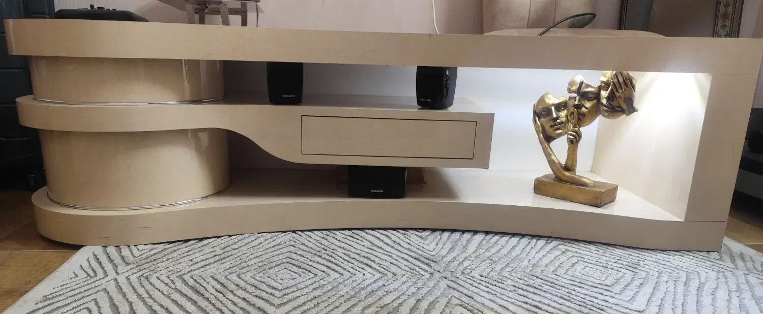 میز تلویزیون|میز تلویزیون|شاهین‌شهر, نبوت|دیوار