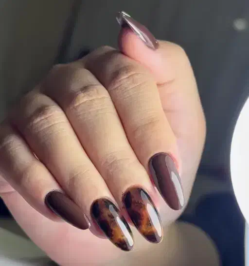 خدمات کاشت ناخن یزدانشهر|خدمات آرایشگری و زیبایی|نجفآباد, یزدانشهر|دیوار