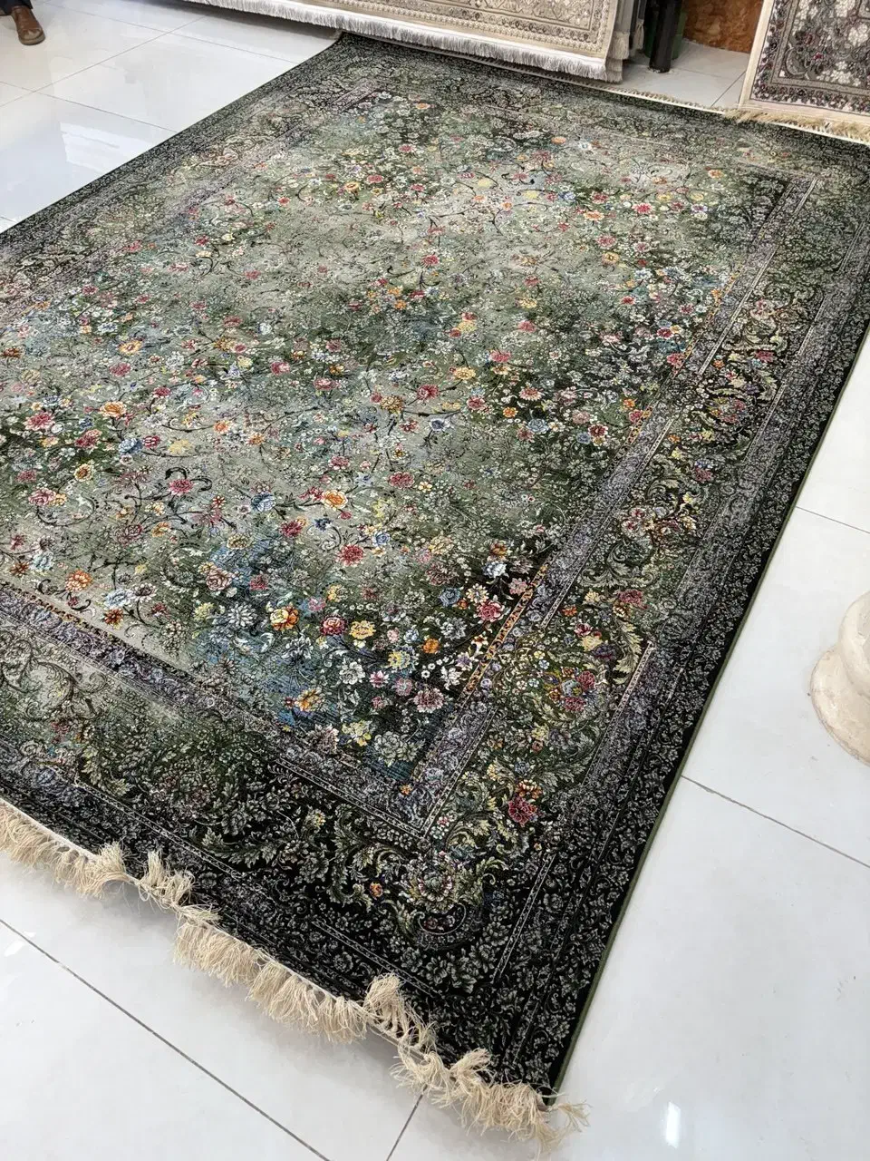 خاصترین فرش سبز بازار ۱۲۰۰ شانه کف ساده|فرش|قزوین, |دیوار