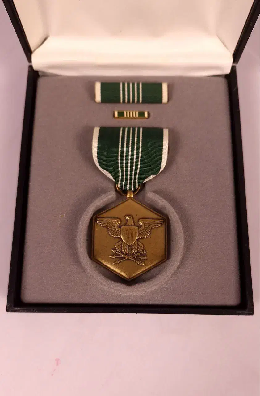 مدال یادبود ایالات متحده|کلکسیون سکه، تمبر، اسکناس|تهران, امام زاده عبدالله|دیوار