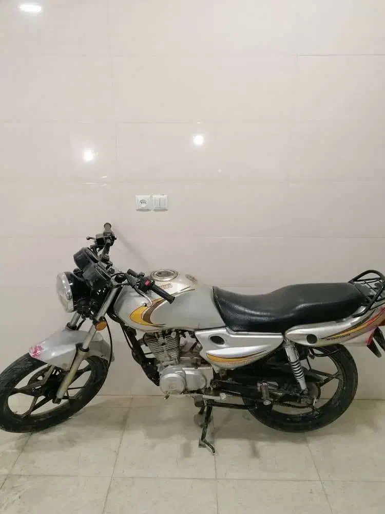 فروش موتور سیکلت|موتورسیکلت|نجفآباد, الله اکبر|دیوار