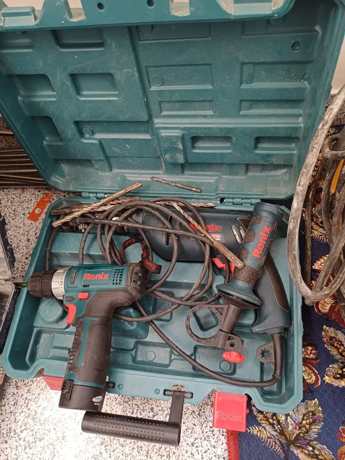 ۴ تا ابراز|ابزارآلات|تبریز, |دیوار