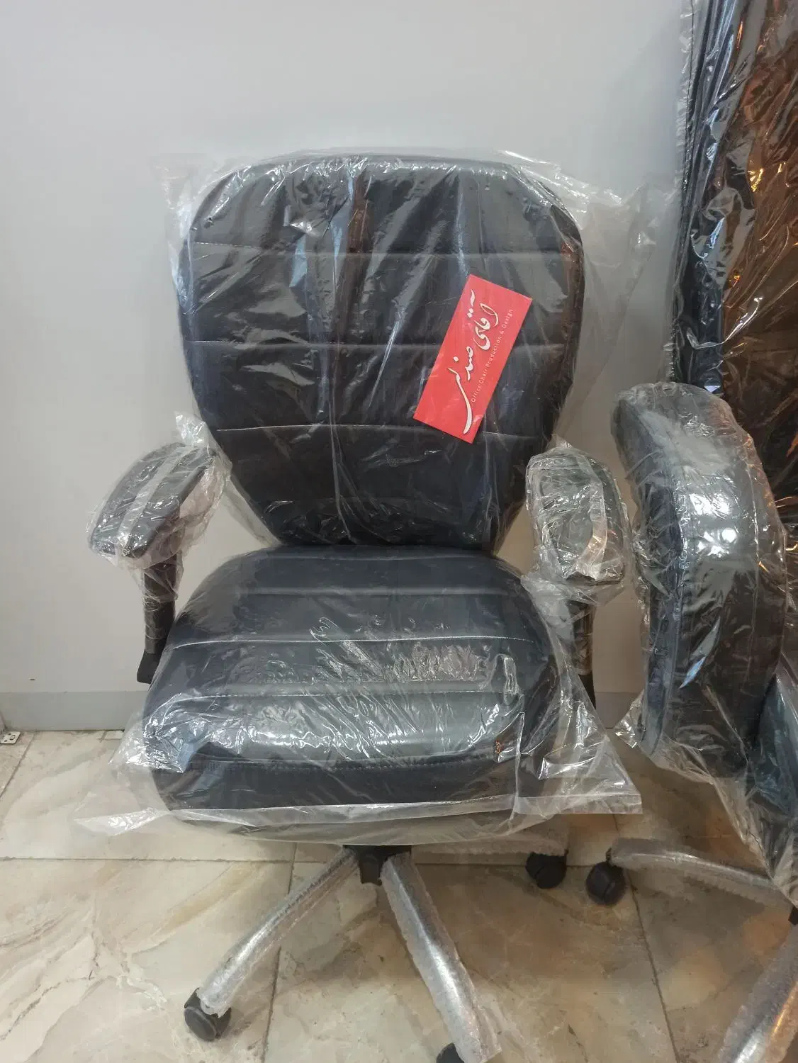 انواع صندلی های جکدار مدیریتی|مبلمان اداری|اردبیل, |دیوار