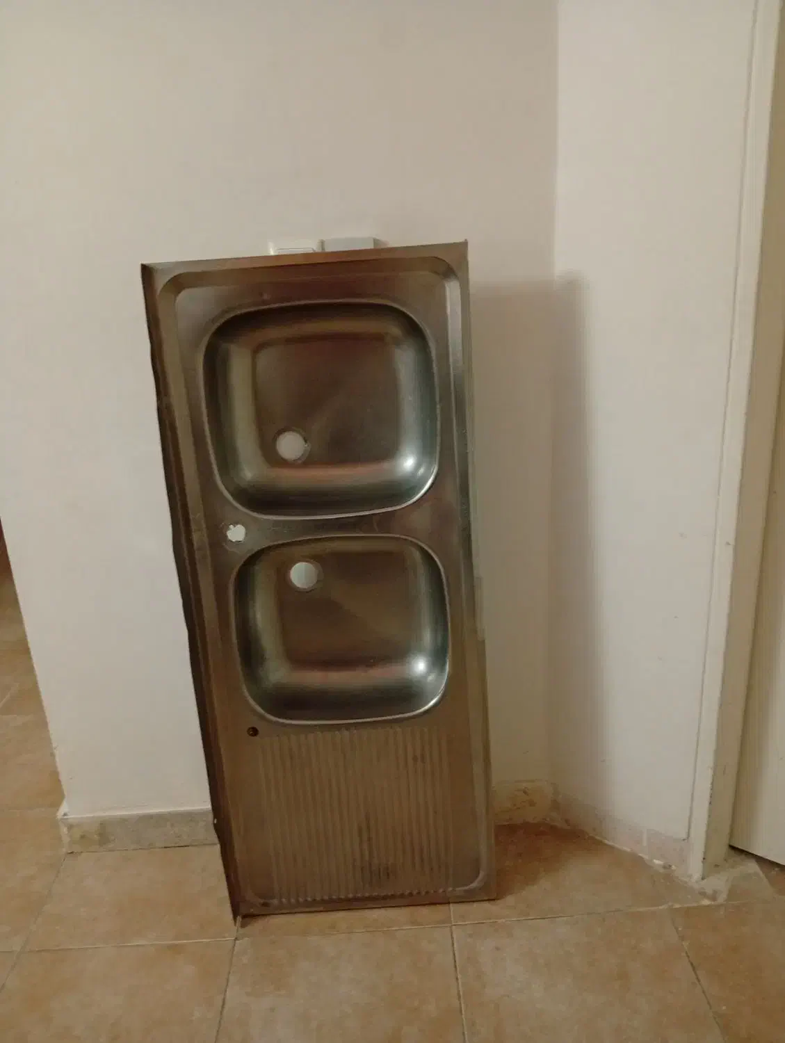 سینک ظرفشویی سالم|آب‌چکان و نظم‌دهنده ظروف|پرند, فاز ۵|دیوار