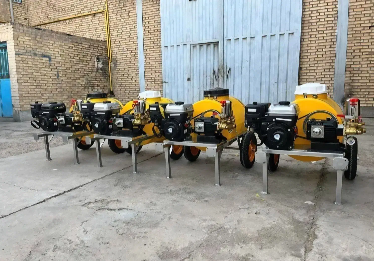 سمپاش فرغونی زنبه ای 200 لیتری پارکت وارداتی اصلی|ماشینآلات صنعتی|تهران, شهید رجایی|دیوار