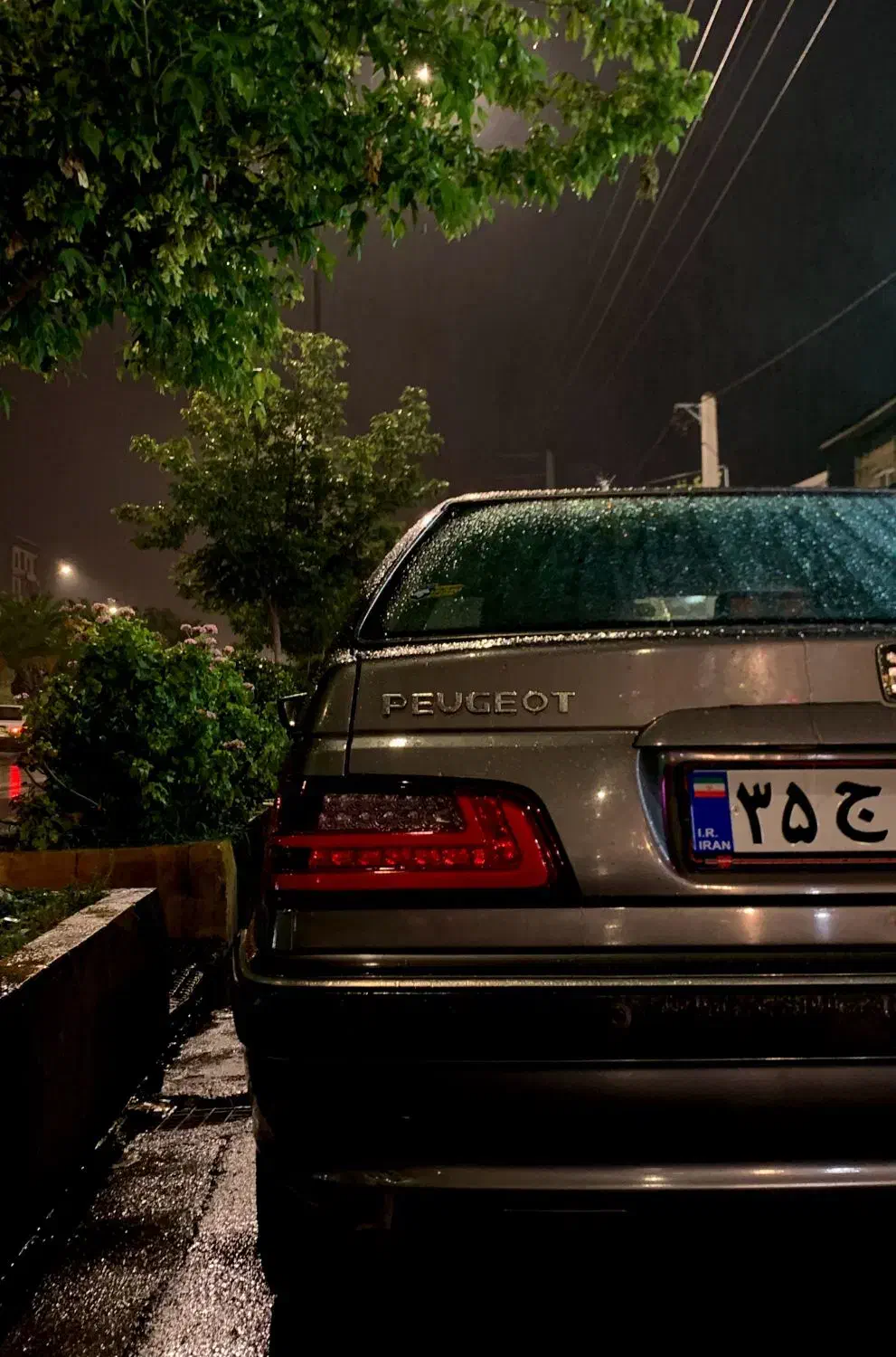 چراغ خطر/عقب اسپرت پژو پارس طرح لکسوس سه بعدی|قطعات یدکی و لوازم جانبی|بابل, |دیوار