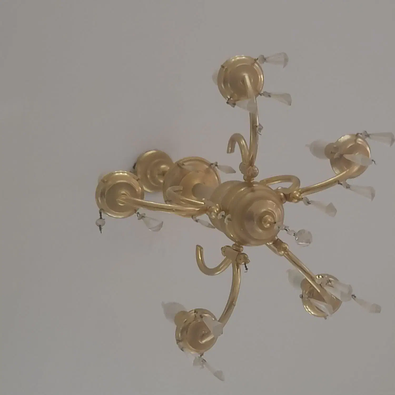 لوستر سالم|لوستر و چراغ آویز|مشهد, فدک|دیوار