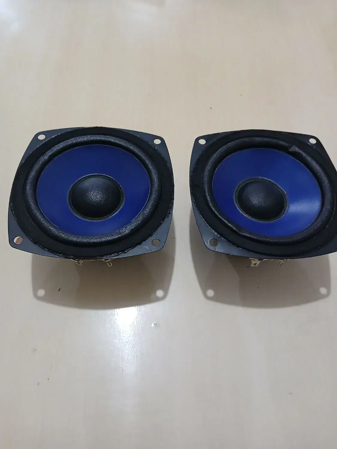 موبایل|موبایل|قروه, |دیوار