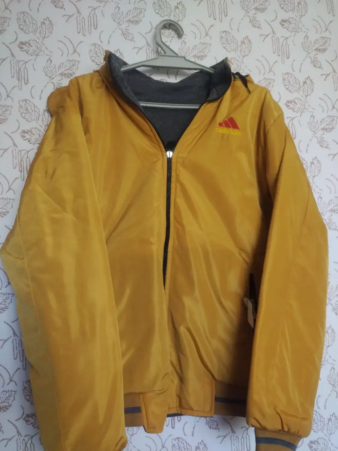 جنس های زمستانی حراج میشود|لباس|چناران, |دیوار