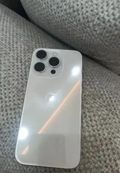 آیفن 15 pro|موبایل|شاهین‌شهر, مخابرات (شهید بهشتی)|دیوار