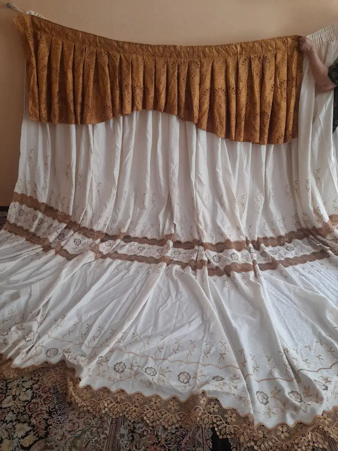 پرده|پرده، رانر، رومیزی|شیراز, ریشمک|دیوار