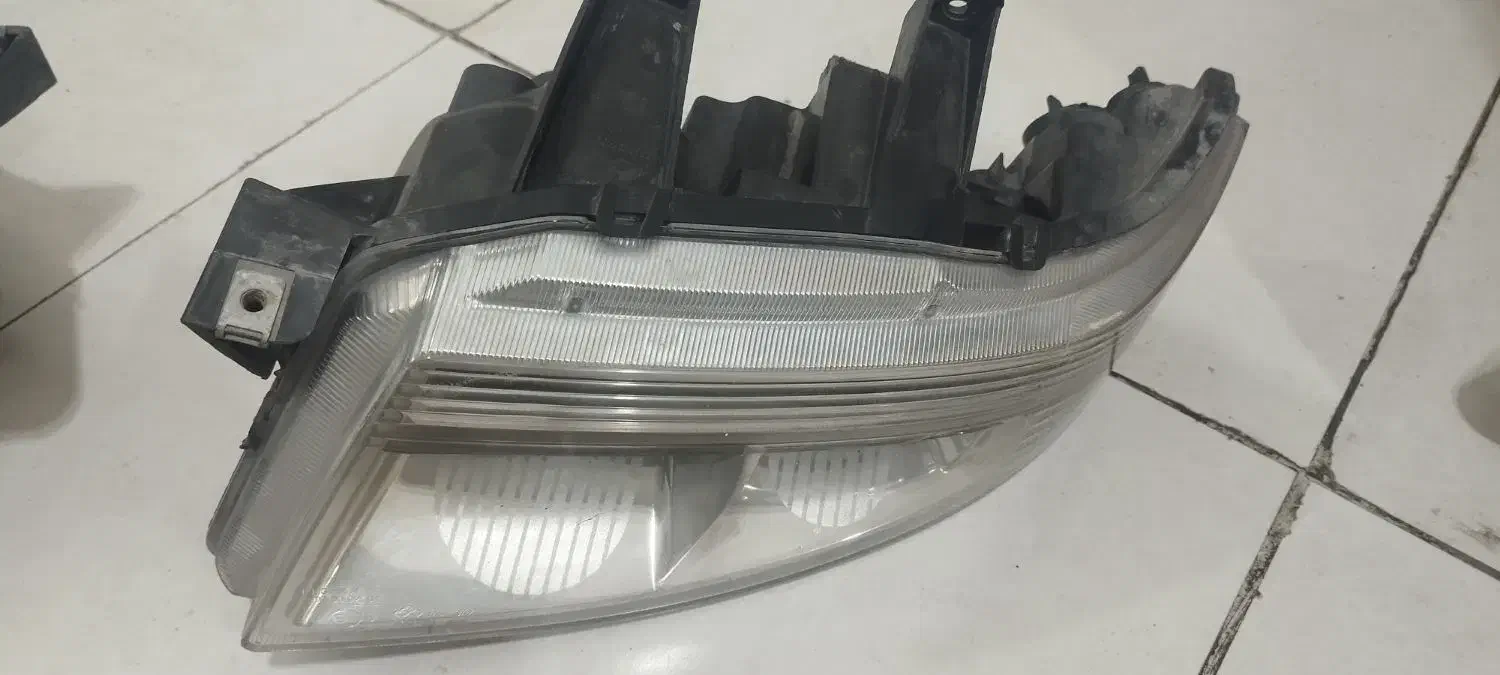 لاستیک /چراغ جلو سمند سورن|قطعات یدکی و لوازم جانبی|تبریز, |دیوار