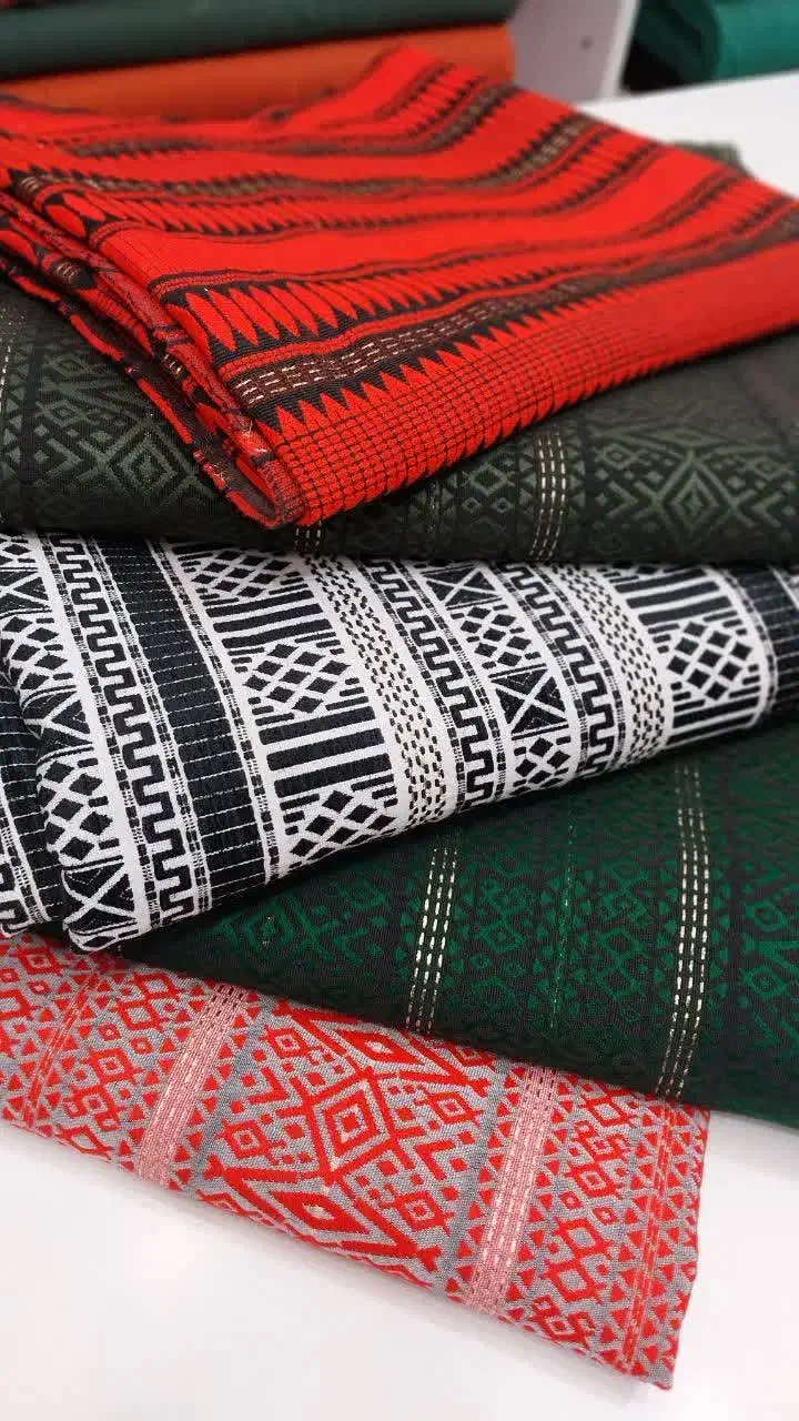 کت یلدا|لباس|یزد, |دیوار