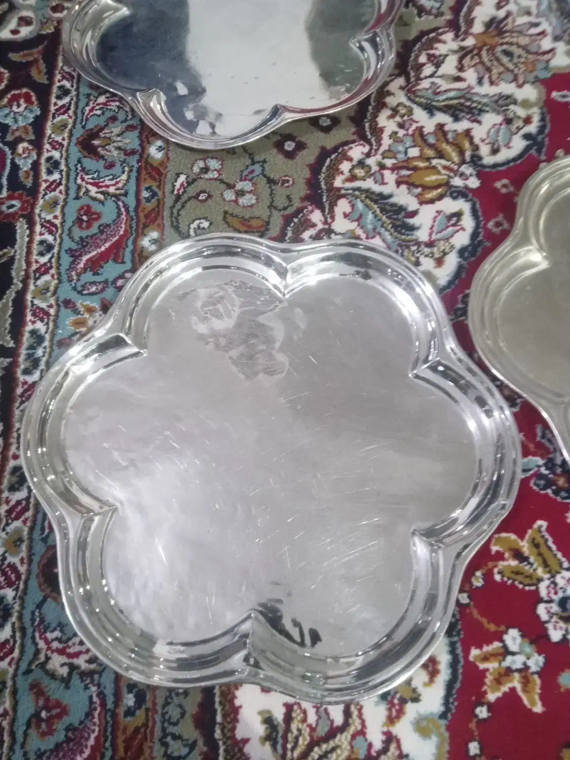 چندتا سینی ورشو قدیمی|کلکسیون اشیاء عتیقه|نهاوند, |دیوار