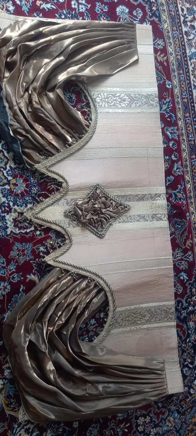 کتیبه|پرده، رانر، رومیزی|بم, |دیوار