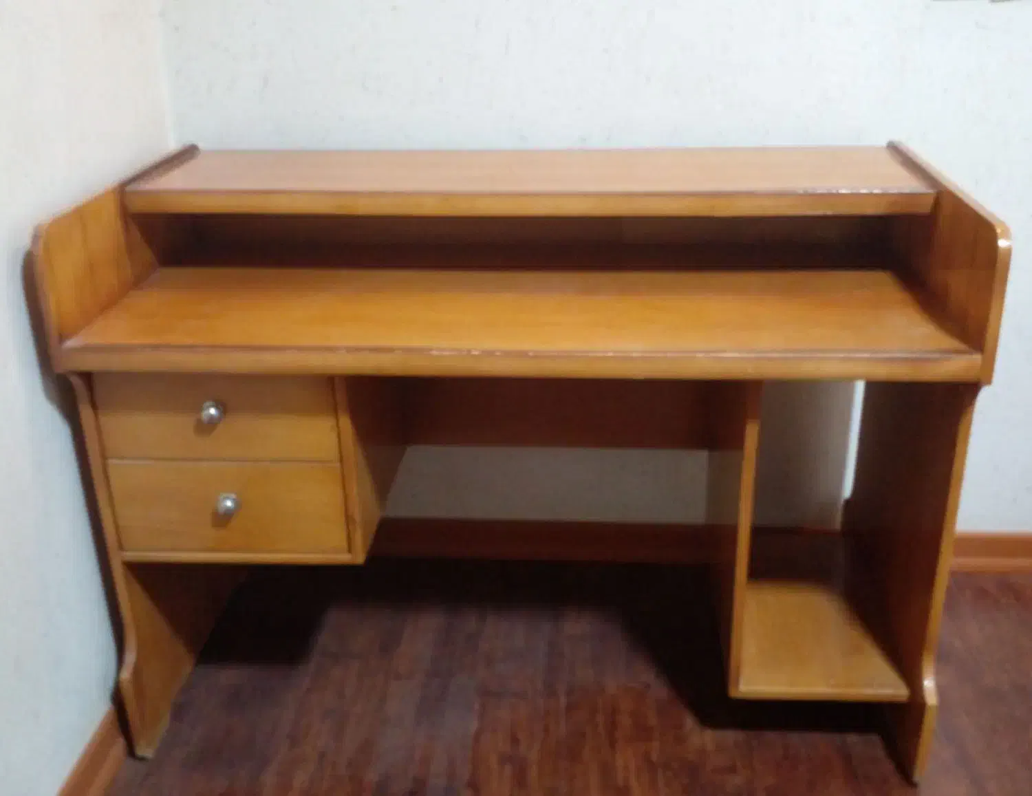 میز کامپیوتر|میز تحریر و کامپیوتر|اصفهان, شهرک ولیعصر|دیوار