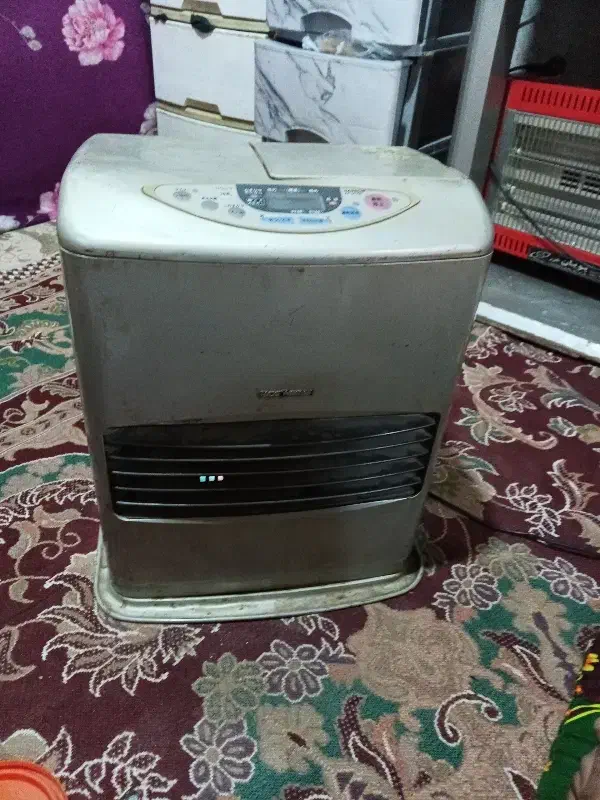 فروش فوری بخاری برقی نفتی بلوتر|بخاری، هیتر، شومینه|سراوان, |دیوار