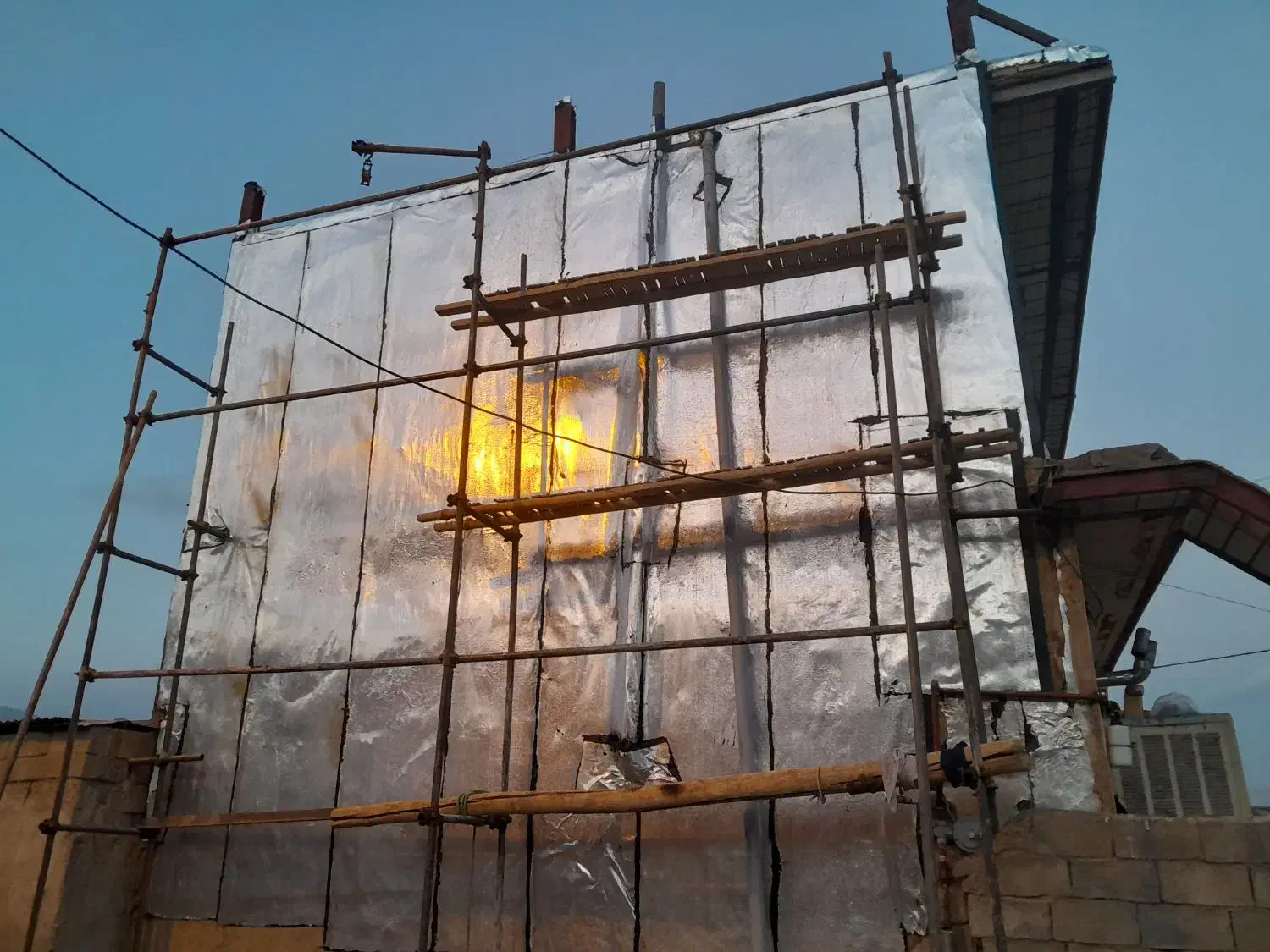 پخش و نصب ایزوگام|خدمات پیشه و مهارت|چگنی, |دیوار