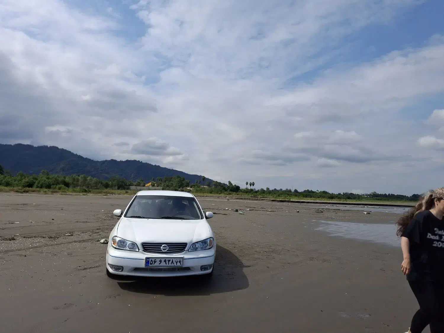 ماکسیما ۸۱ سفید|خودرو سواری و وانت|تهران, شیخ هادی|دیوار