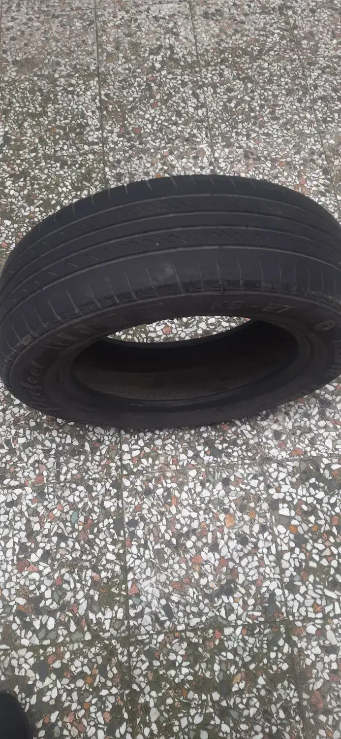 لاستیک سمند ۱۸۵|قطعات یدکی و لوازم جانبی|رشت, چله خانه|دیوار