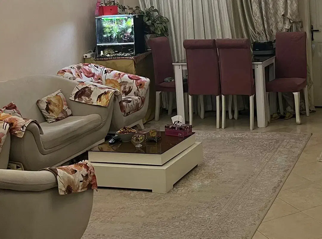 مبلمان و میز نهار خوری و تخت|مبلمان خانگی و میز عسلی|تهران, هلال احمر|دیوار