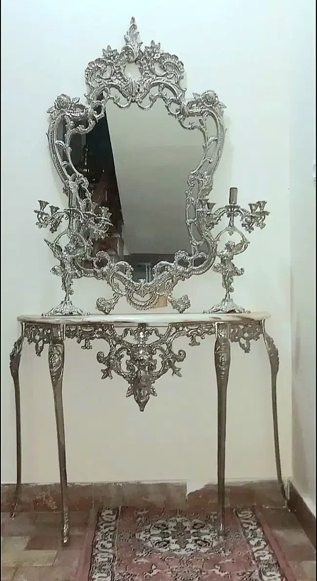 اینه طبق عکس|بوفه، ویترین، کنسول|میانه, |دیوار